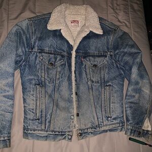 VINTAGE Levis Sherpa Lined Denim Jacket 40 R mens acid washed 80s